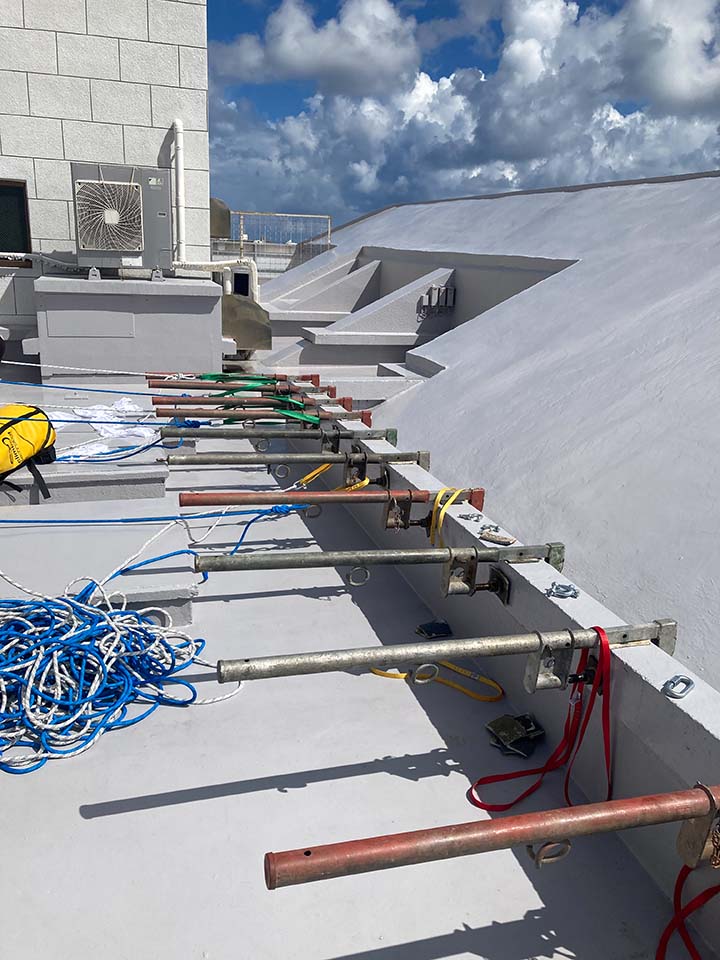 ロープ高所作業