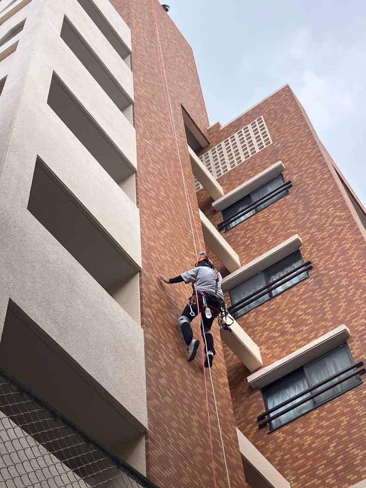 ロープ高所作業